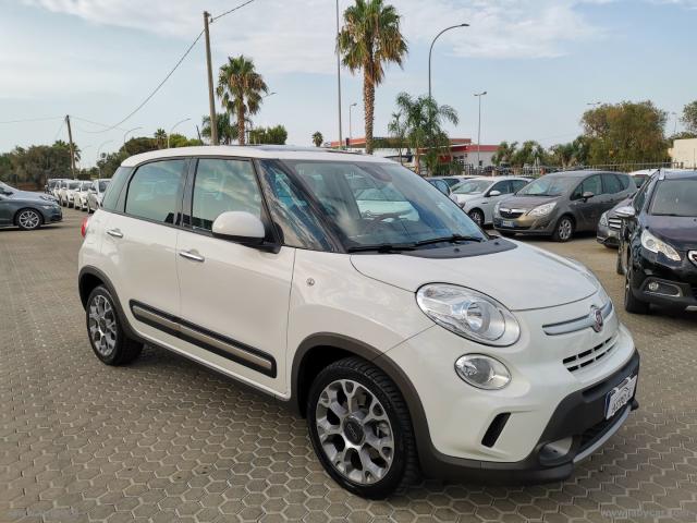 Auto - Fiat 500l 1.6 mjt 120 cv trekking