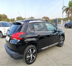 Auto - Peugeot 2008 bluehdi 120 s&s crossway