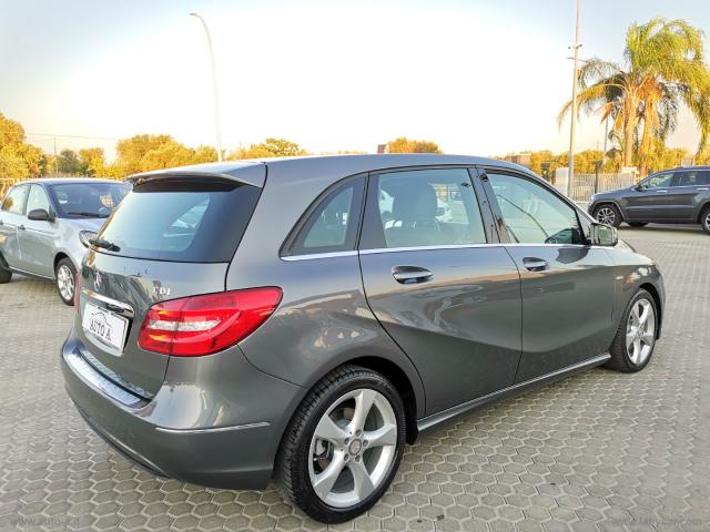 Auto - Mercedes-benz b 200 cdi premium