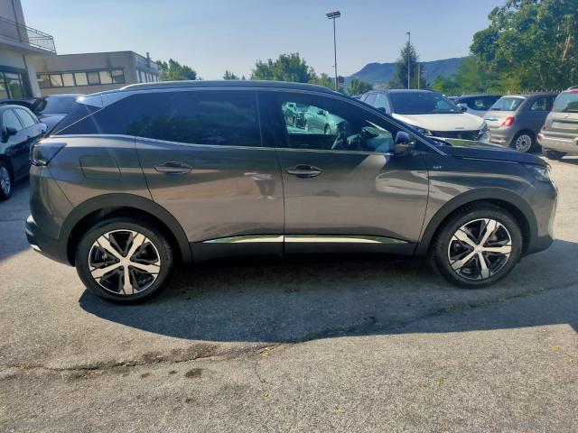 Auto - Peugeot 3008 bluehdi 130 s&s eat8 gt