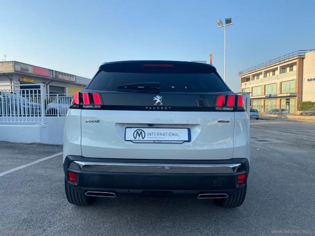 Auto - Peugeot 3008 bluehdi 130 s&s eat8 gt line