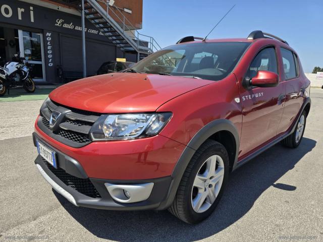 Auto - Dacia sandero stepway 1.5 dci 8v 90 cv