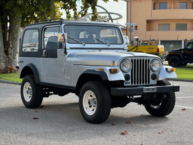 Auto - Jeep cj7 diesel 2.4