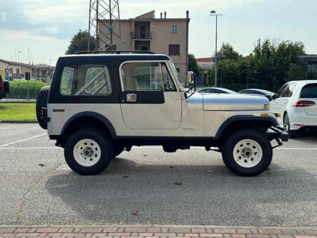 Auto - Jeep cj7 diesel 2.4