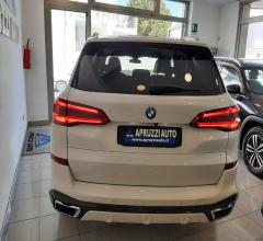 Auto - Bmw x5 xdrive30d msport