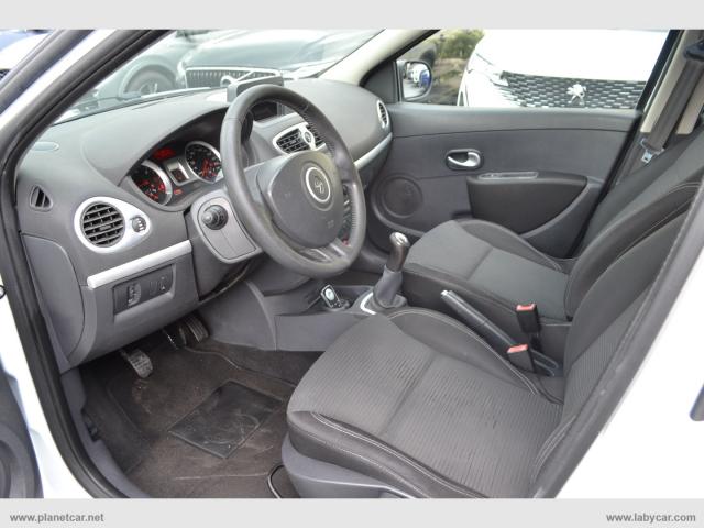 Auto - Renault clio 1.5 dci 8v 75 cv 5p.