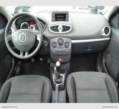 Auto - Renault clio 1.5 dci 8v 75 cv 5p.