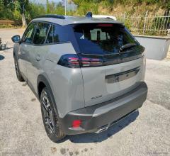 Auto - Peugeot 2008 hybrid 136 e-dcs6 allure