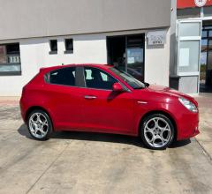 Auto - Alfa romeo giulietta 1.6 jtdm-2 105 cv distinctive