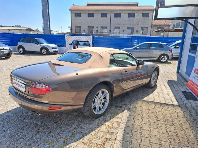 Auto - Jaguar xk8 4.0 convertibile