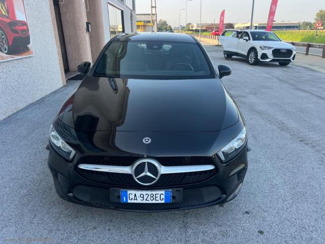 Auto - Mercedes-benz a 180 d automatic sport