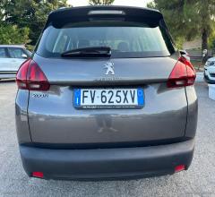 Auto - Peugeot 2008 bluehdi 100 s&s gt line