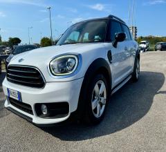 Auto - Mini mini cooper d business countryman