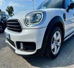 Auto - Mini mini cooper d business countryman