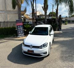 Auto - Volkswagen golf 1.6 tdi 115cv dsg 5p. business bmt