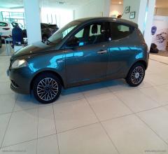 Auto - Lancia ypsilon 1.2 69 cv 5p. gpl ecochic gold