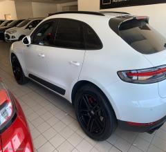 Auto - Porsche macan 2.0