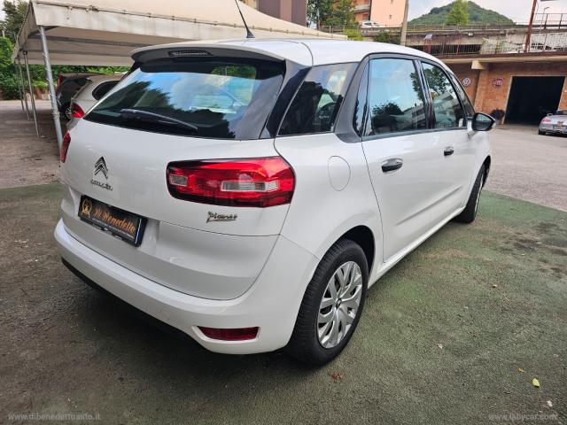 Auto - Citroen c4 1.6 hdi 90 attraction