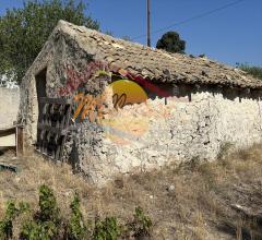 Appartamenti in Vendita - Casa indipendente in vendita a siracusa scala greca/pizzuta/zona alta