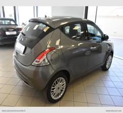 Auto - Lancia ypsilon 1.2 69 cv 5p. gpl ecochic mya