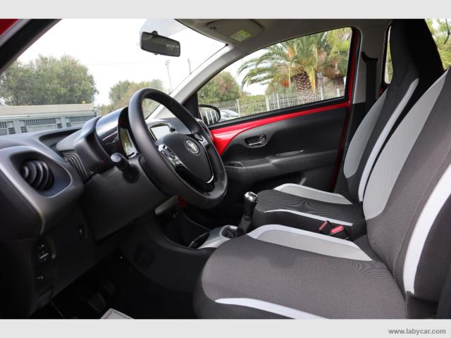 Auto - Toyota aygo 1.0 vvt-i 69 cv 5p. x-play tss