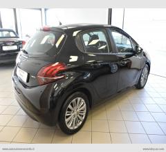 Auto - Peugeot 208 bluehdi 75 5p. allure