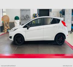 Auto - Ford fiesta 1.4 5p. bz.-gpl black & white ed.