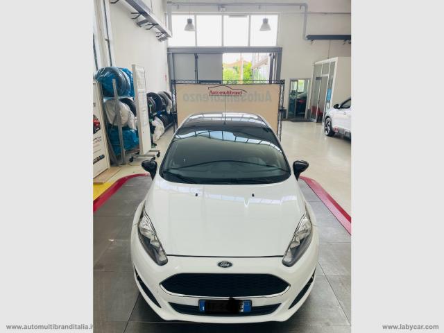 Auto - Ford fiesta 1.4 5p. bz.-gpl black & white ed.