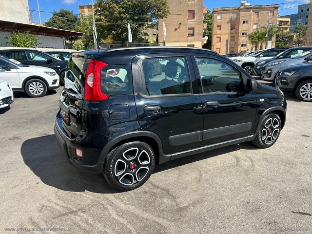 Auto - Fiat panda 1.0 firefly s&s hybrid