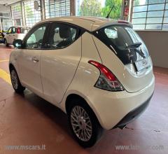 Auto - Lancia ypsilon 1.2 69 cv 5p. gpl ecochic silver