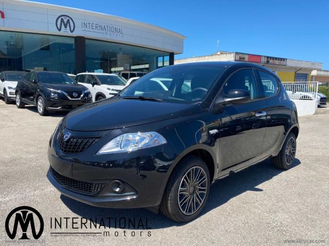 Lancia ypsilon 1.0 firefly 5p.s&s hyb. eco gold