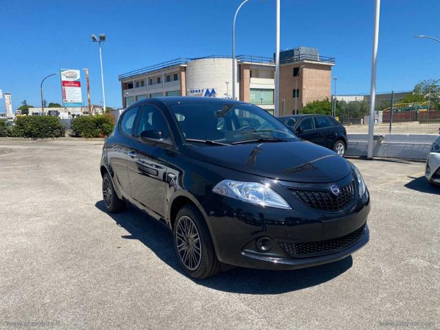 Auto - Lancia ypsilon 1.0 firefly 5p.s&s hyb. eco gold