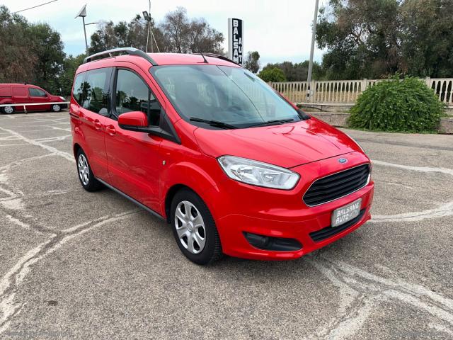 Auto - Ford tourneo courier 1.5 tdci 75 cv plus