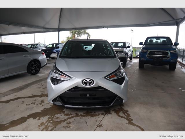 Auto - Toyota aygo connect 1.0 vvt-i 72cv 5p. x-busin.