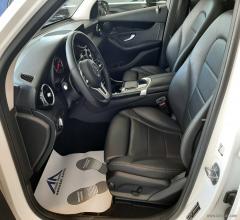 Auto - Mercedes-benz glc 220 d 4matic sport