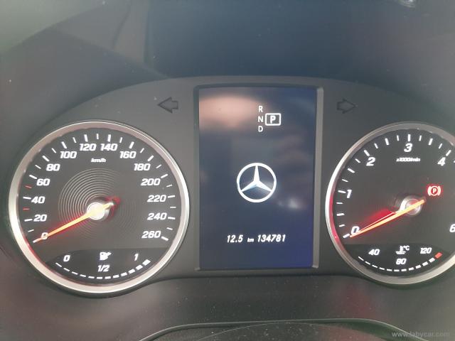 Auto - Mercedes-benz glc 220 d 4matic sport