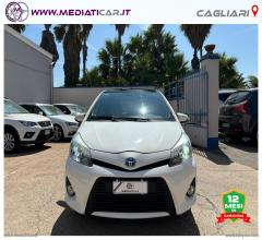 Auto - Toyota yaris 1.5 hybrid 5p. style