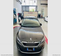 Auto - Peugeot 308 bluehdi 120 s&s allure