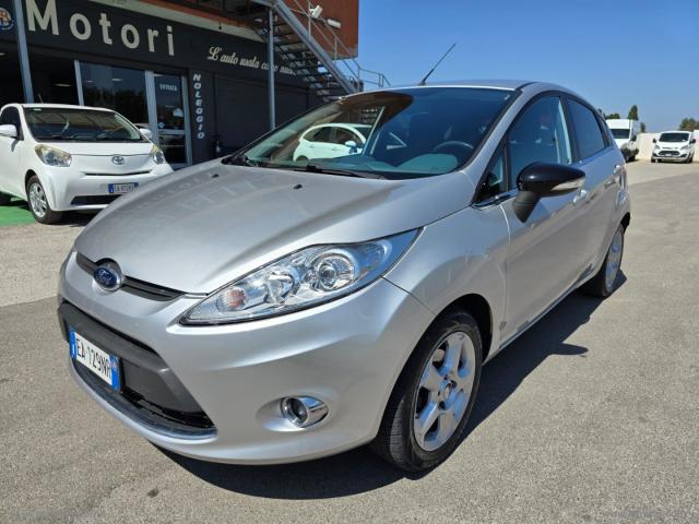 Auto - Ford fiesta+ 1.4 tdci 68 cv 5p.