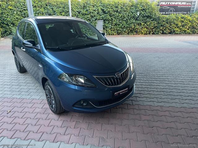 Auto - Lancia ypsilon 1.0 firefly 5p. s&s hybrid gold