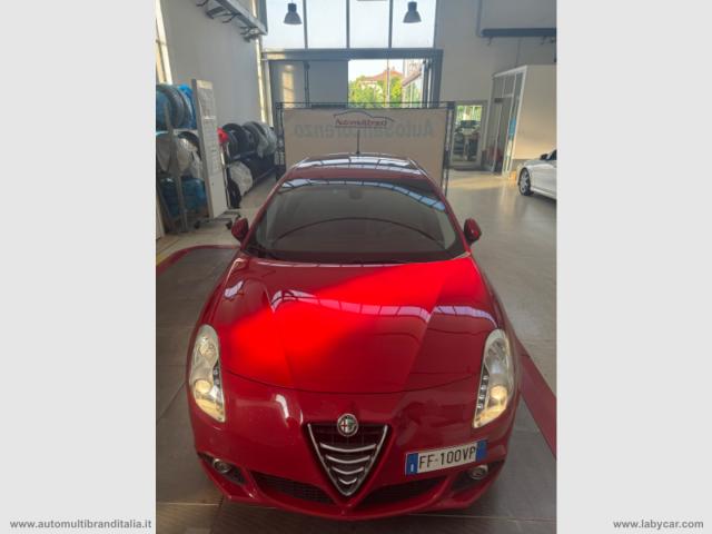 Auto - Alfa romeo giulietta 1.4 turbo multiair distinctive