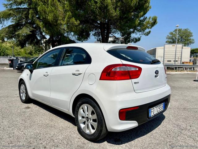 Auto - Kia rio 1.1 crdi 5p.s&s high tech