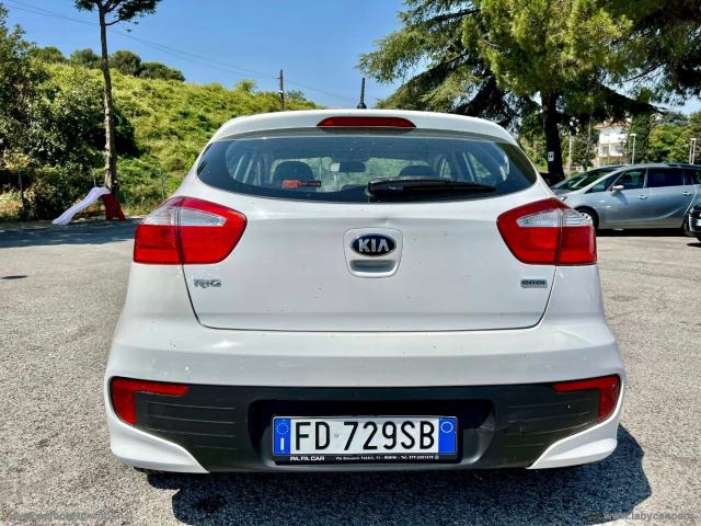 Auto - Kia rio 1.1 crdi 5p.s&s high tech