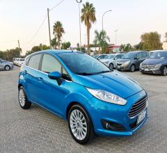 Auto - Ford fiesta 1.4 5p. bz.- gpl titanium