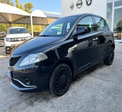 Auto - Lancia ypsilon 1.3 mjt 95 cv 5p. s&s silver