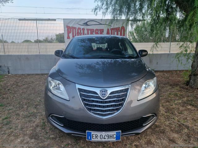 Auto - Lancia ypsilon 1.2 69 cv 5p. s&s gold