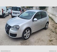 Auto - Volkswagen golf var. 2.0 tdi dpf comfortline