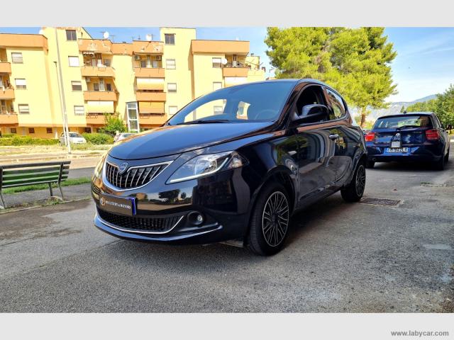 Auto - Lancia ypsilon 1.0 firefly 5p.s&s hyb. eco gold