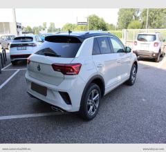 Auto - Volkswagen t-roc 1.0 tsi sport r-line