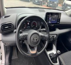 Auto - Toyota yaris 1.0 5p. trend